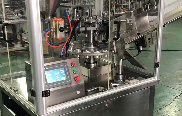 全自动铝管灌装封尾机有哪些优势